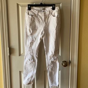 Judy Blue Distressed Jeans